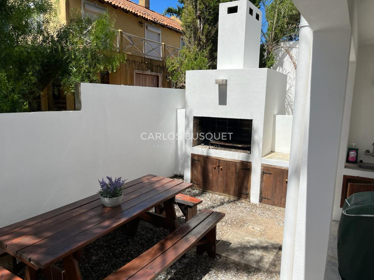 Apartamento ID.448 - Apartamento en alquiler temporal, de 3 dormitorios, en Manantiales 
