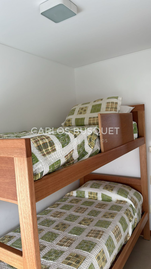 Apartamento ID.805 - Apartamento 3 dormitorios en alquiler temporal frente al mar Peninsula Punta Del Este