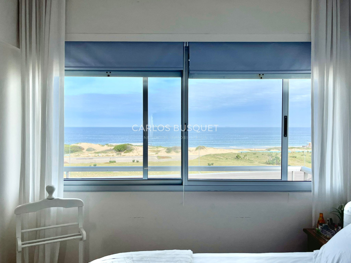 Apartamento ID.258 - Apartamento en Venta, de 2 dormitorios, playa brava! Reciclado! 
