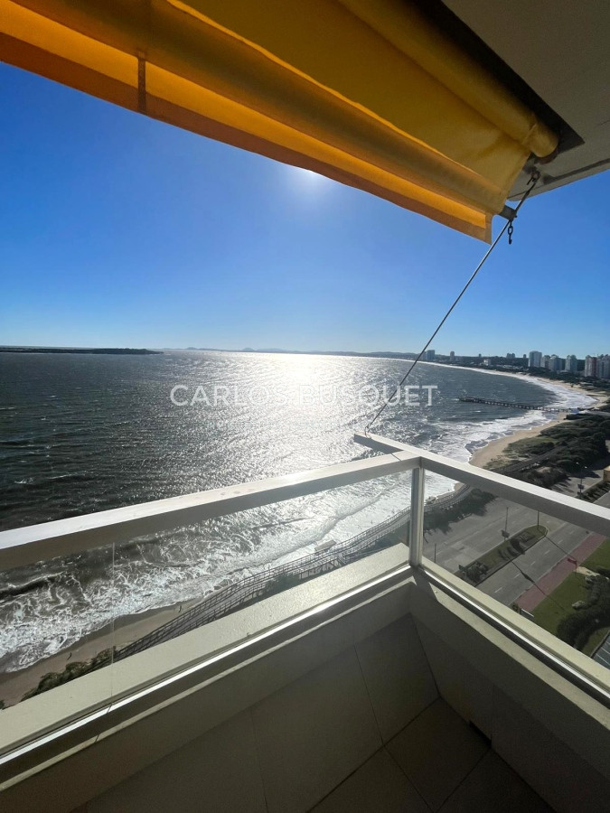 Apartamento ID.544 - Apartamento parada 2 Mansa, primera línea, 3 dorm. 3 baños.