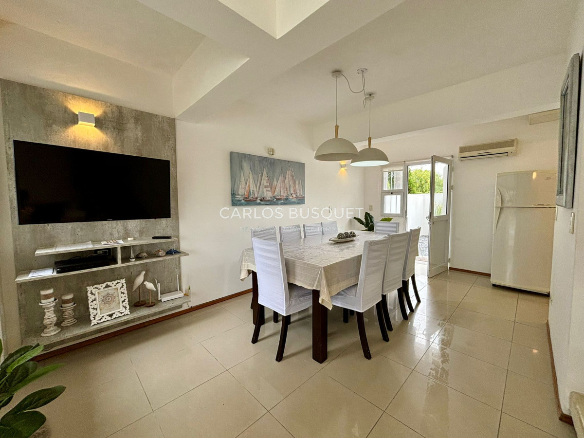 Apartamento ID.448 - Apartamento en alquiler temporal, de 3 dormitorios, en Manantiales 