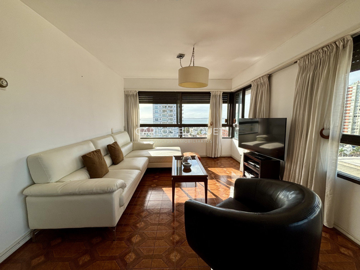 Venta apartamento 2 dormitorios y medio en Península  - CBI1142A