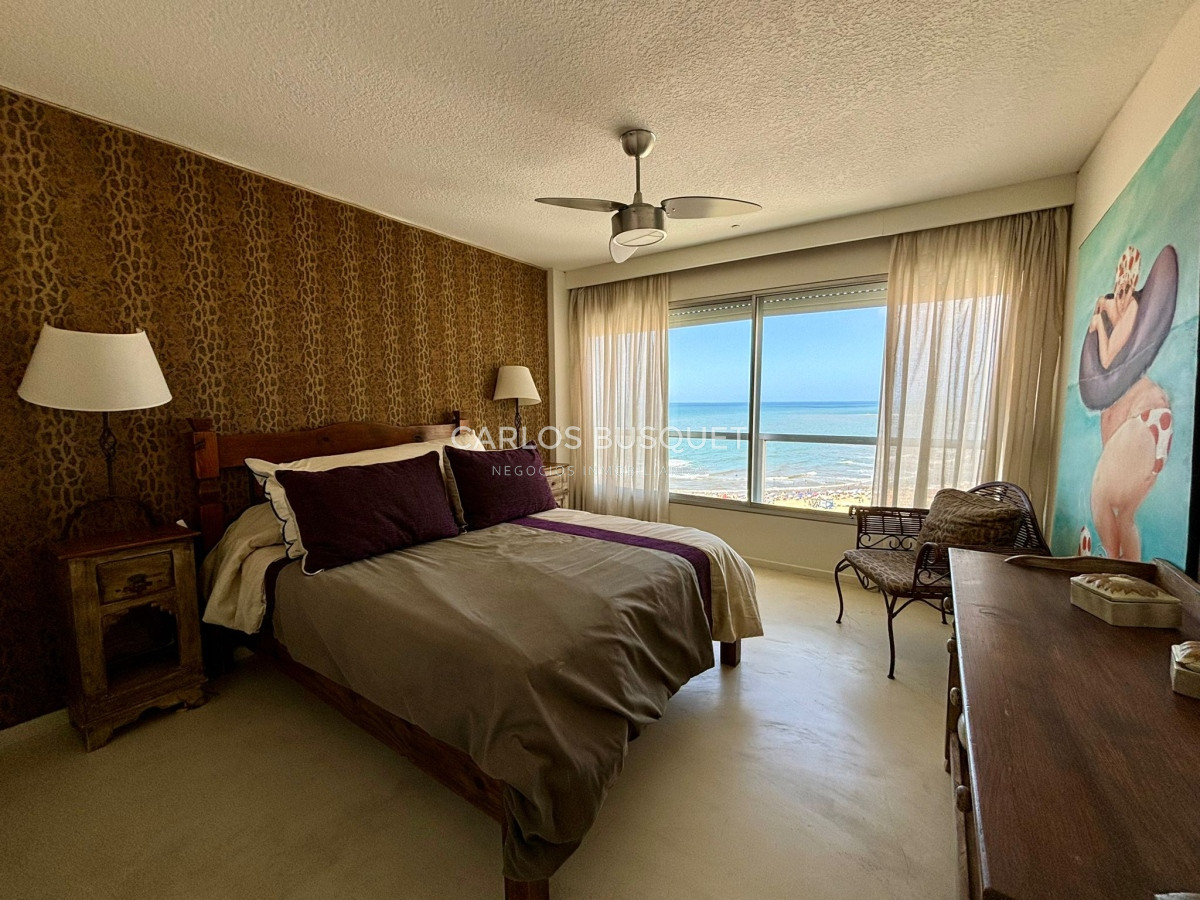 Apartamento ID.479 - Apartamento en venta de 3 dormitorios en la brava, primera fila! 