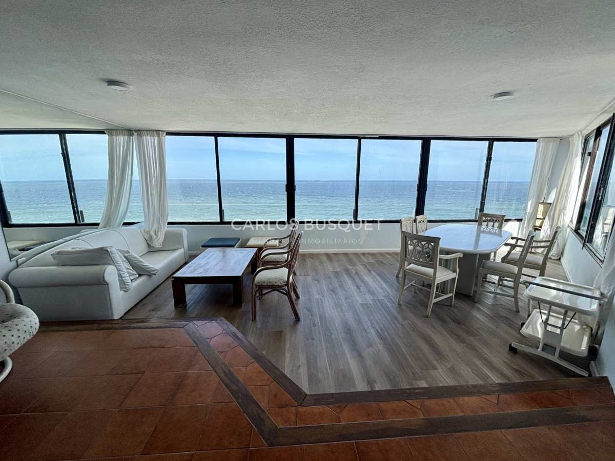 Apartamento ID.1363 - Apartamento en venta de 3 dormitorios en suite en Península 