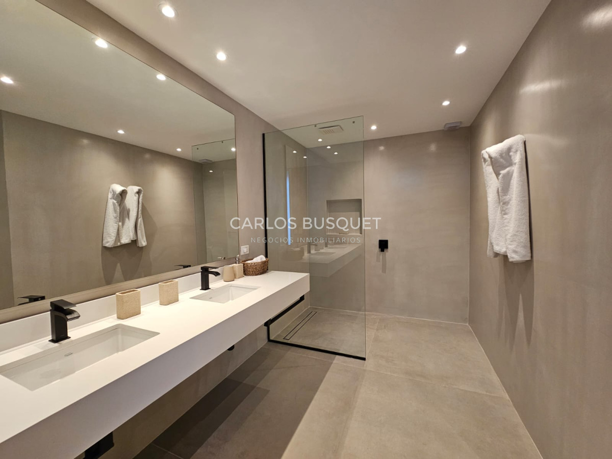 Apartamento ID.1420 - Espectacular apartamento en la Delamar La Barra en venta y alquiler temporal