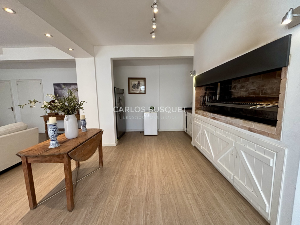 Apartamento ID.1304 - Apartamento en venta de 4 dormitorios en Playa Brava