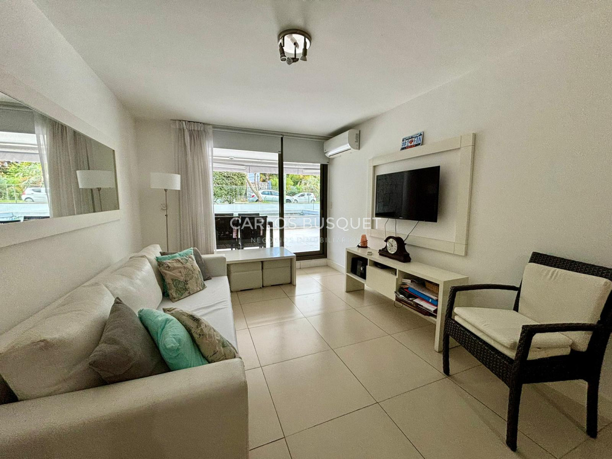 Apartamento ID.489 - Apartamento en venta de 2 dormitorios en Edificio Unique, Pedragosa Sierra 
