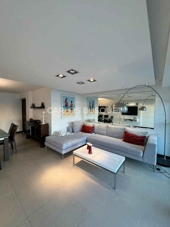 Apartamento ID.986 - Espectacular apartamento en venta en playa Mansa 3 suites