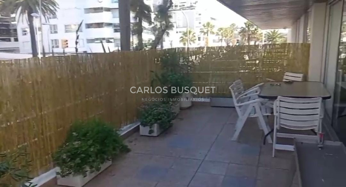 Apartamento ID.843 - Apartamento de 2 dormitorios en alquiler temporal en Península 