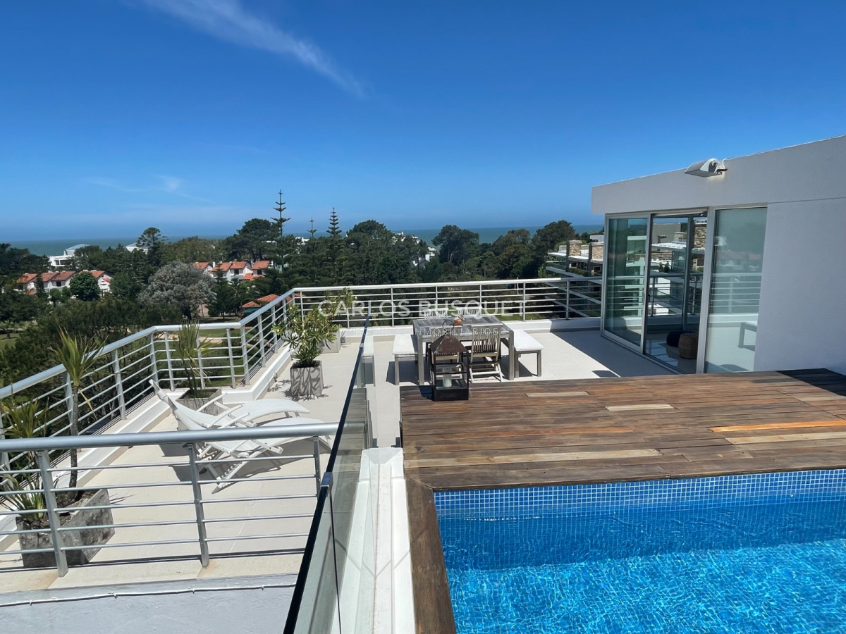 Apartamento ID.864 - Apartamento de 3 dormitorios en alquiler temporal, playa brava! 