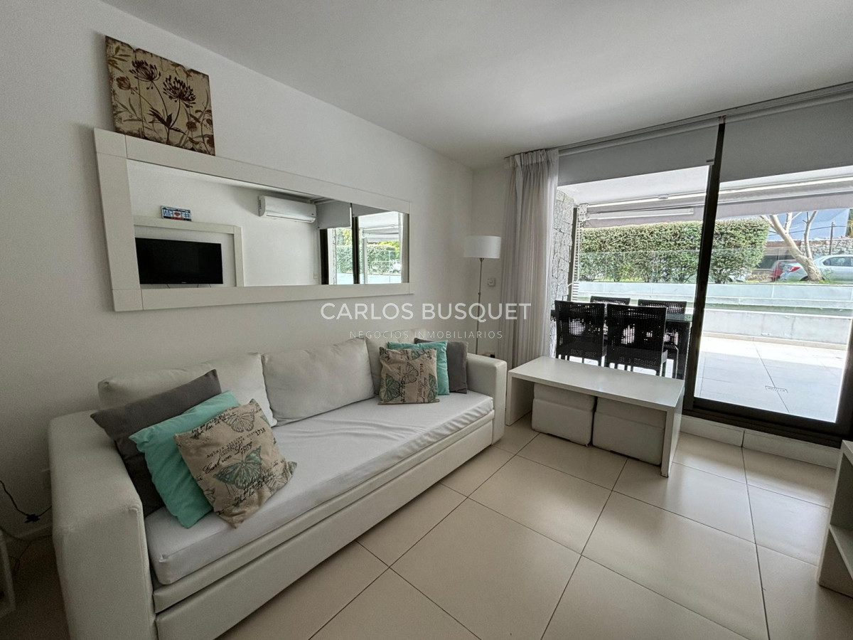 Apartamento ID.489 - Apartamento en venta de 2 dormitorios en Edificio Unique, Pedragosa Sierra 