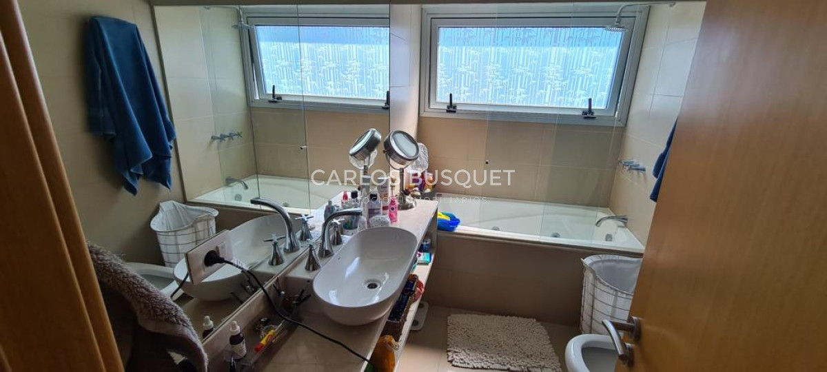 Apartamento ID.414 - Apartamento en alquiler temporal de 3 dormitorios, en zona Brava