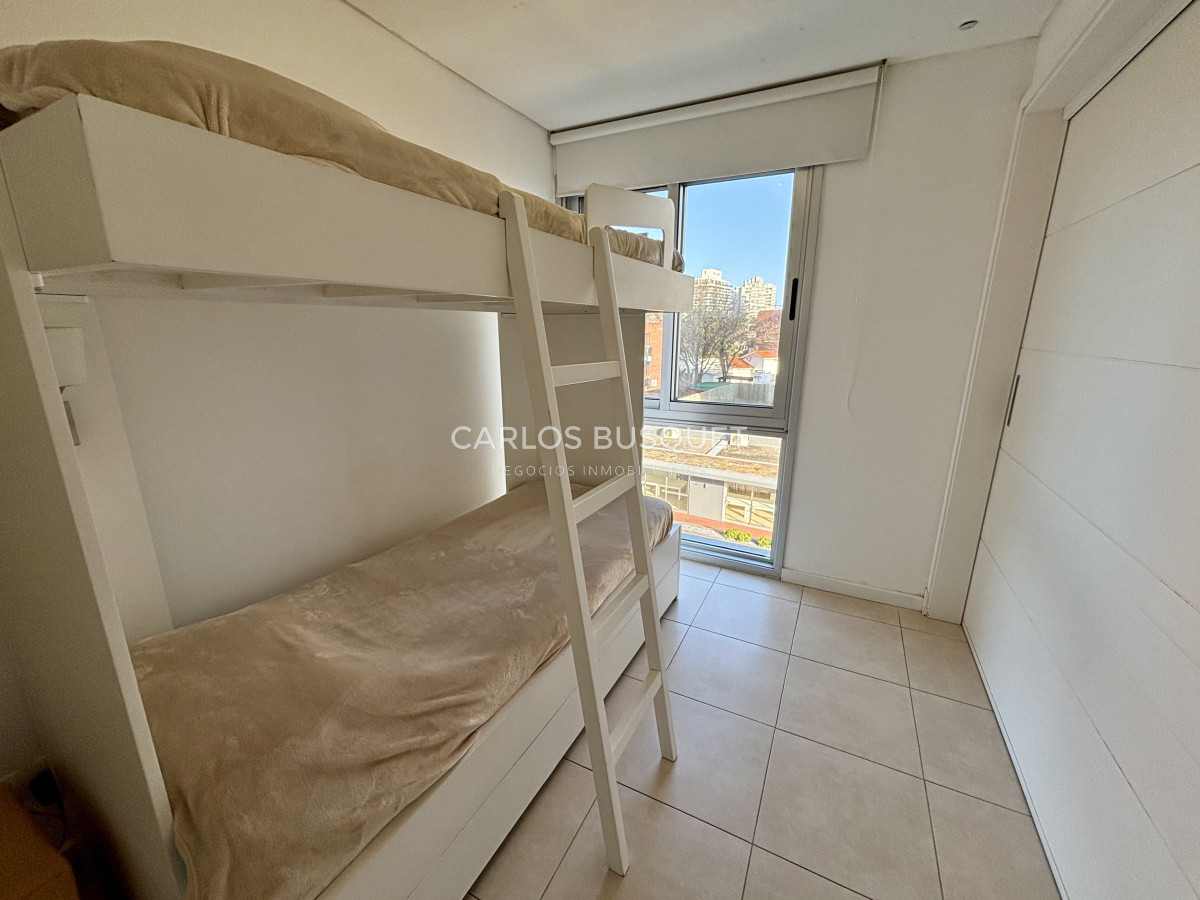 Apartamento ID.1241 - Espectacular apartamento en venta de 2 dormitorios y medio en playa mansa