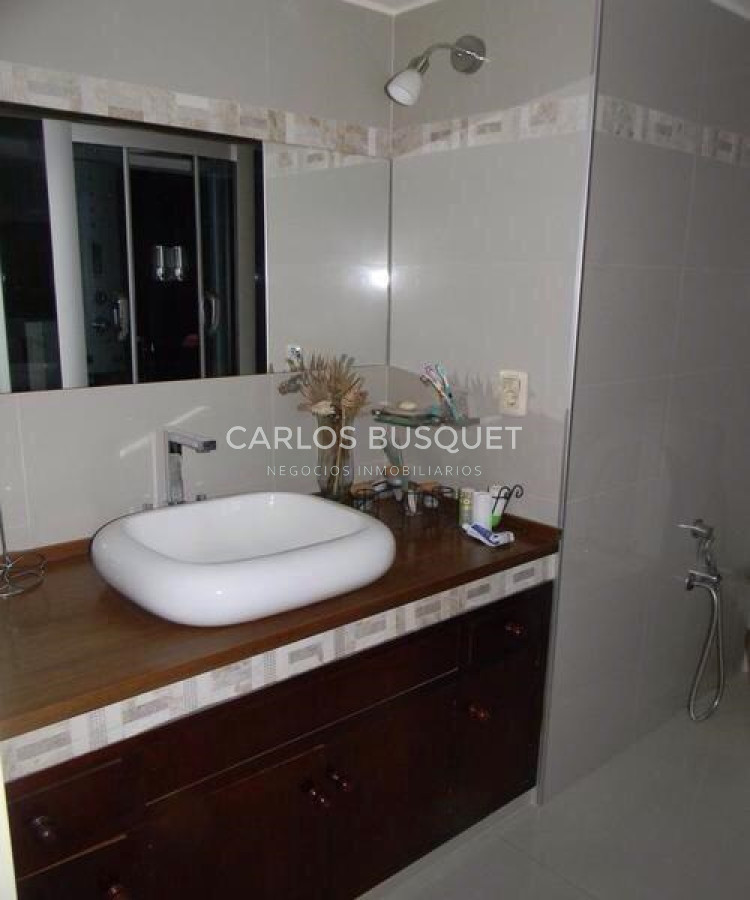 Apartamento ID.9 - Importante apto muy buena edificacion