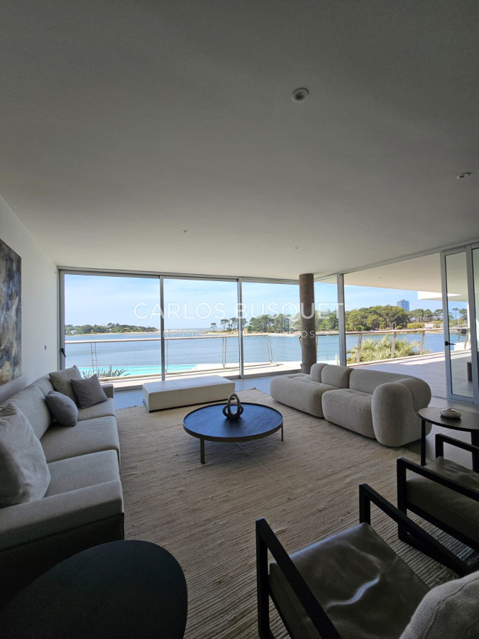 Apartamento ID.1420 - Espectacular apartamento en la Delamar La Barra en venta y alquiler temporal