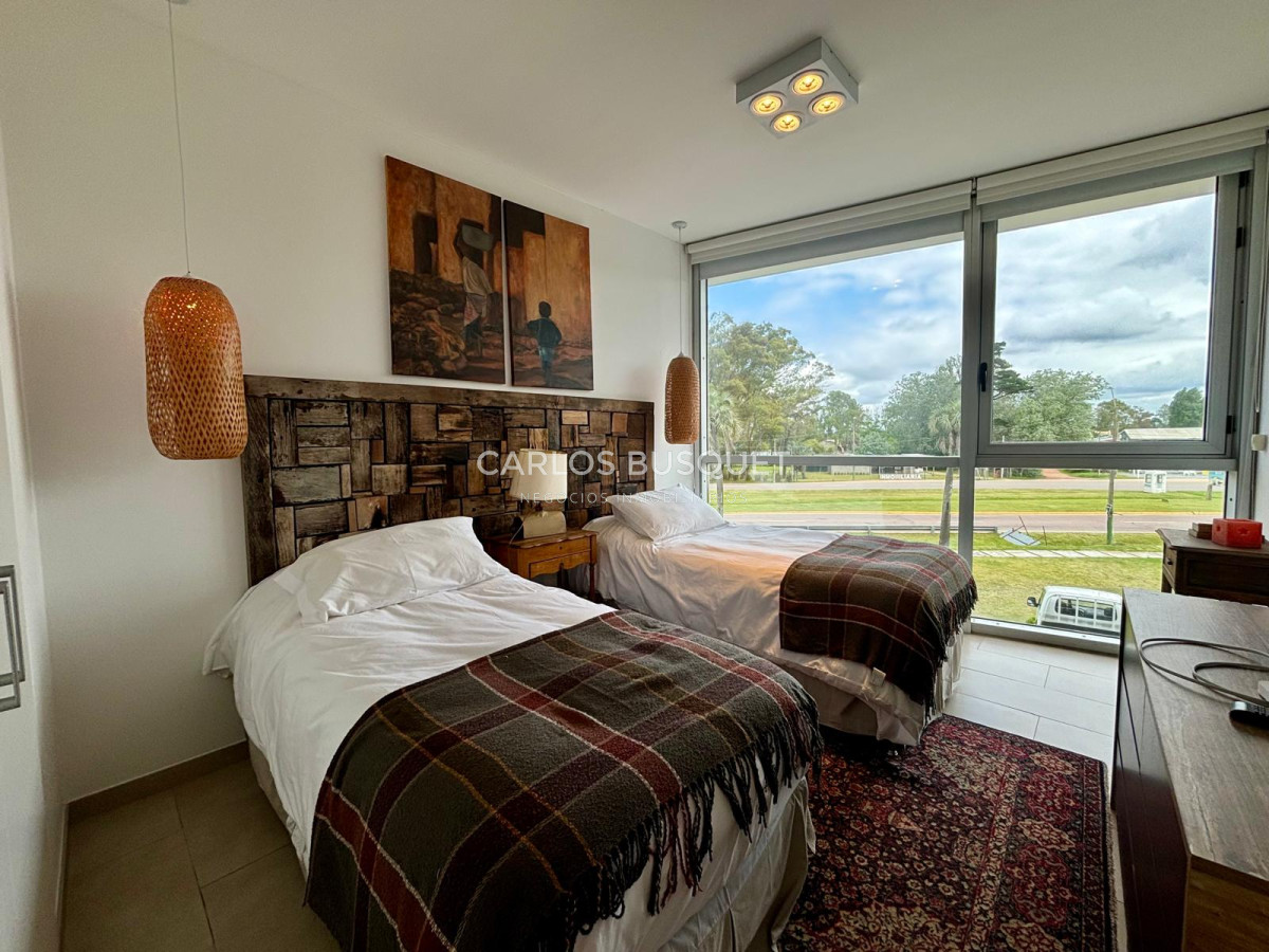 Apartamento ID.804 - Apartamento en venta de 3 dormitorios en La Barra