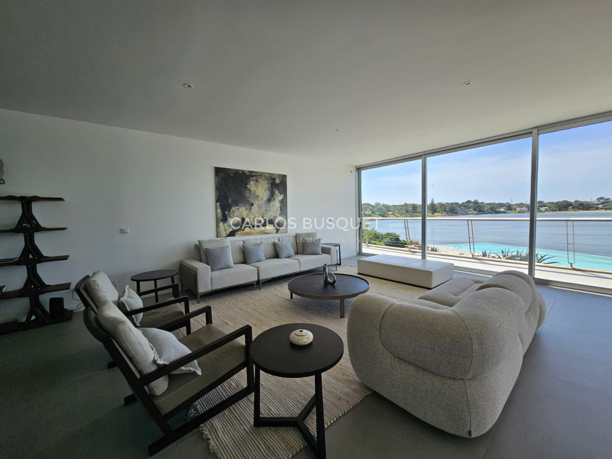 Apartamento ID.1420 - Espectacular apartamento en la Delamar La Barra en venta y alquiler temporal