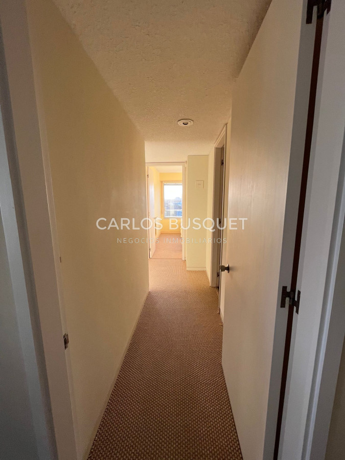 Apartamento ID.336 - Apartamento en venta, de 3 dormitorios en Playa Brava.