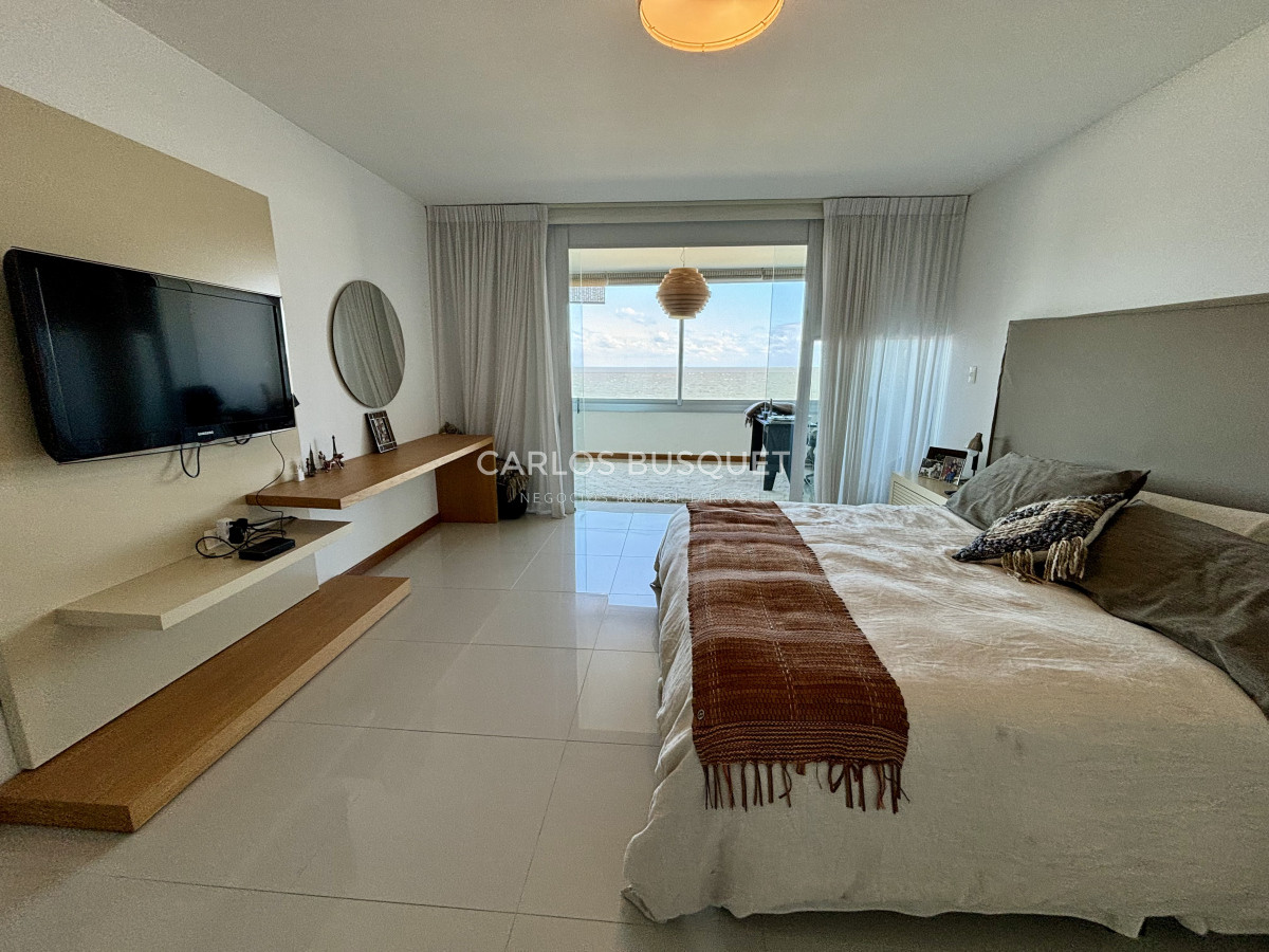 Apartamento ID.869 - Apartamento en alquiler temporal, de 3 dormitorios, en playa brava