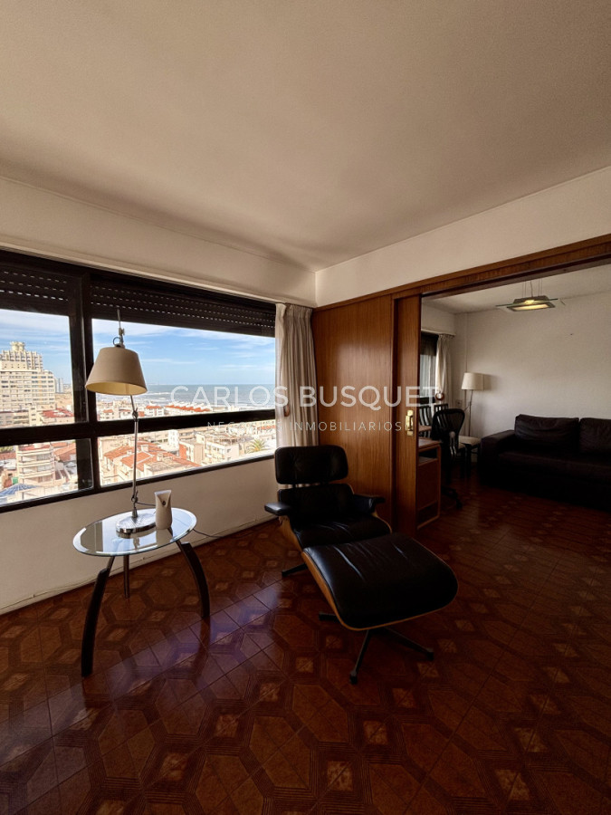 Apartamento ID.1142 - Venta apartamento 2 dormitorios y medio en Península 