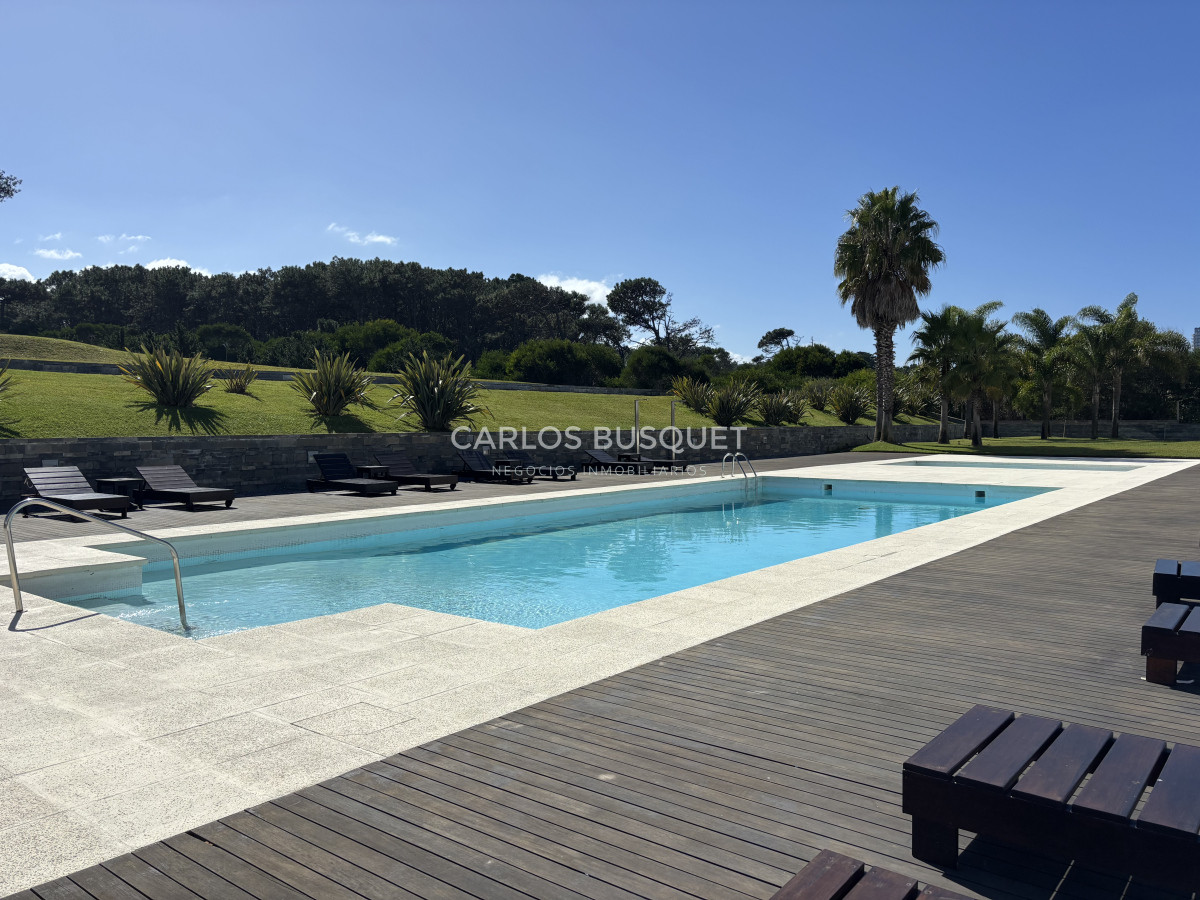 Apartamento ID.846 - Venta de apartamento 3 dormitorios en suite, en playa brava, torre Indigo