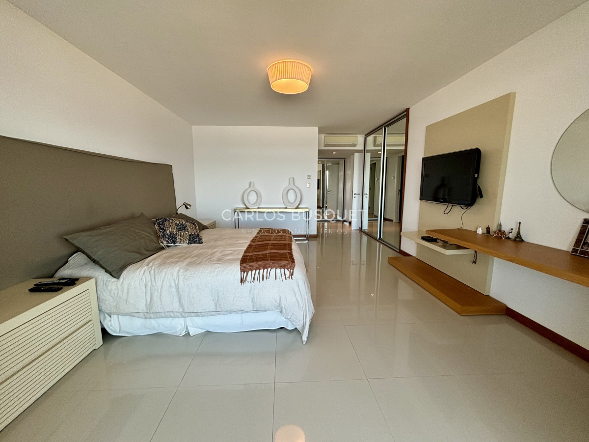 Apartamento ID.869 - Apartamento en alquiler temporal, de 3 dormitorios, en playa brava