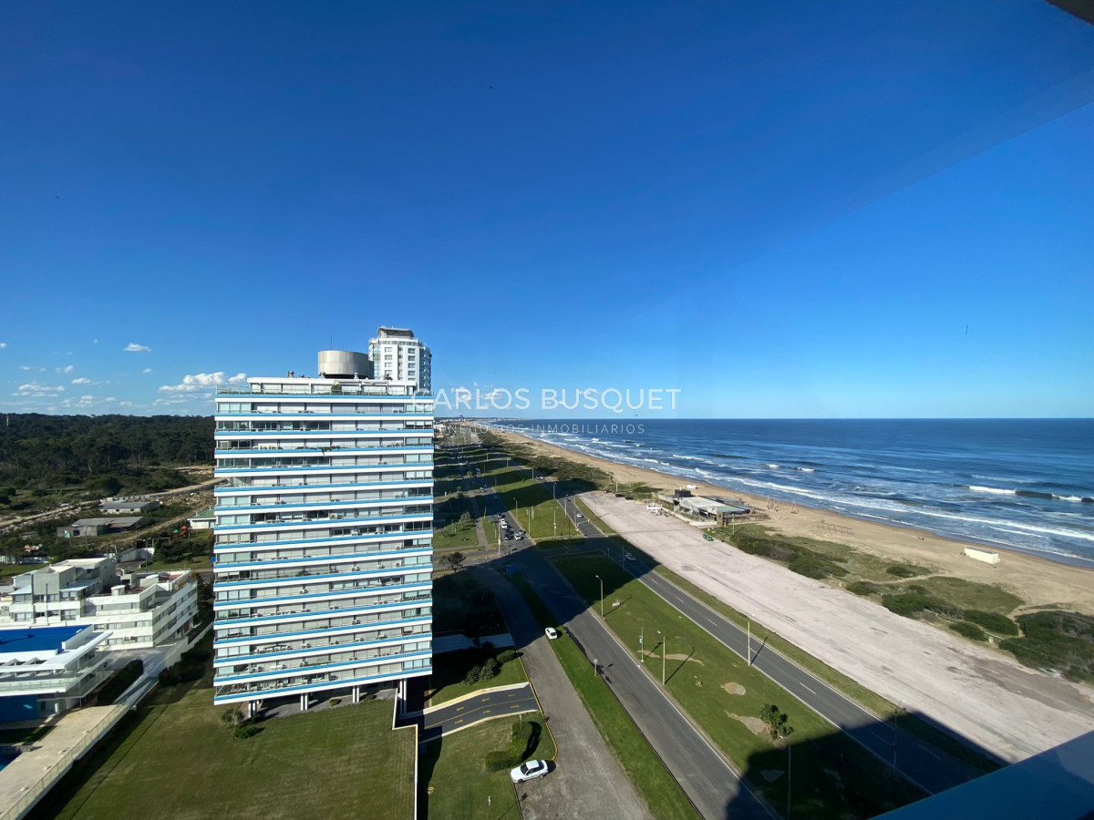 Apartamento ID.343 - Apartamento en alquiler temporal, de 3 dormitorios en playa brava! 