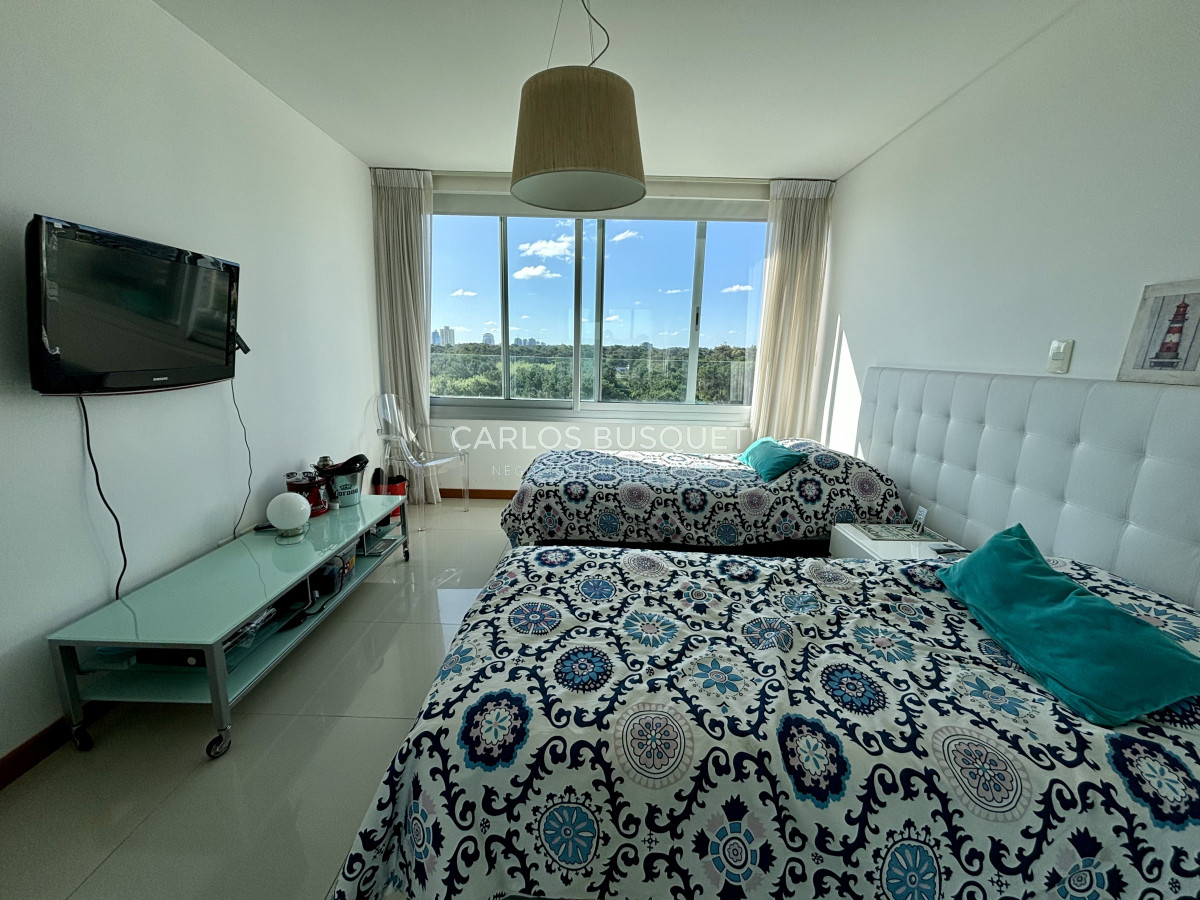 Apartamento ID.869 - Apartamento en alquiler temporal, de 3 dormitorios, en playa brava