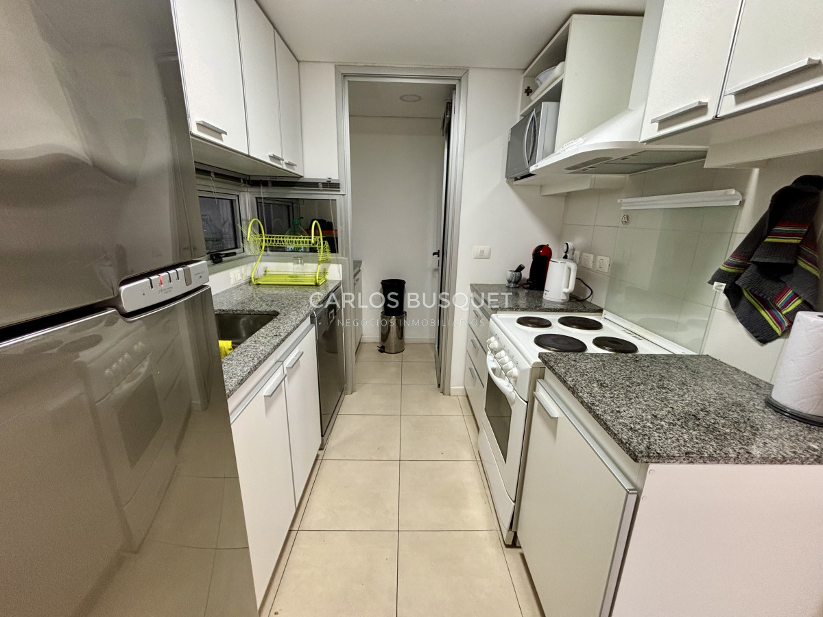 Apartamento ID.1241 - Espectacular apartamento en venta de 2 dormitorios y medio en playa mansa