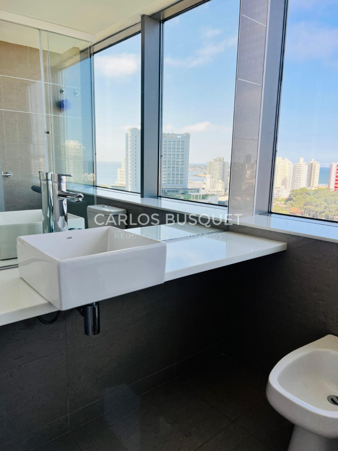 Apartamento ID.1345 - Apartamento 3 dormitorios en alquiler temporal playa mansa Alexander Boulevard