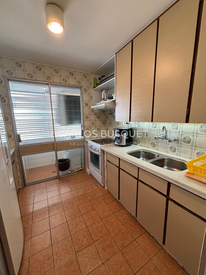 Apartamento ID.894 - Apartamento en alquiler temporal, de 3 dormitorios, en playa mansa.
