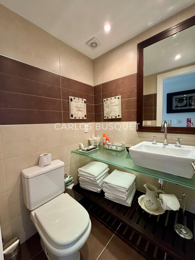 Apartamento ID.815 - Apartamento en venta de 4 dormitorios en exclusiva torre en playa brava! 