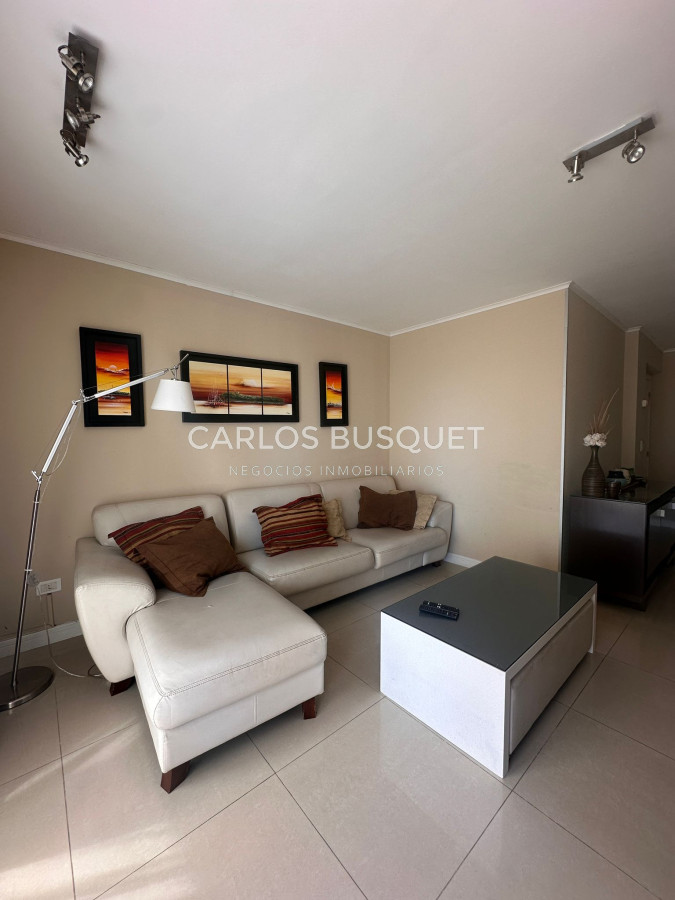 Apartamento ID.861 - Apartamento en venta de 3 dormitorios en suite, en playa mansa.
