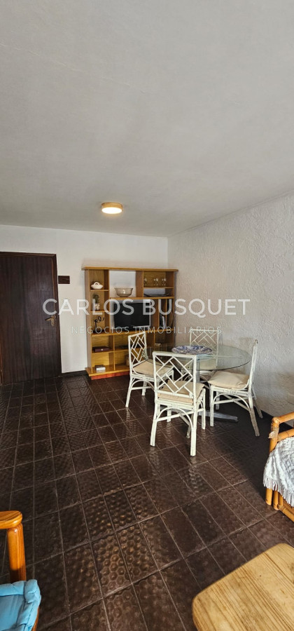 Apartamento ID.1070 - Apartamento en alquiler anual , 1 dormitorio en zona enjoy