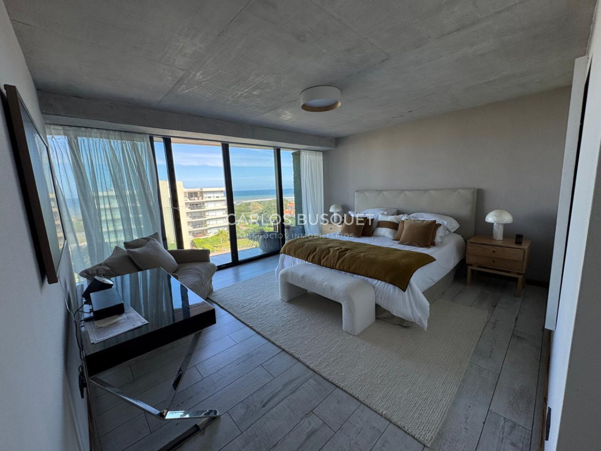 Apartamento ID.1077 - Apartamento en venta de 3 dormitorios en venta en Playa Brava