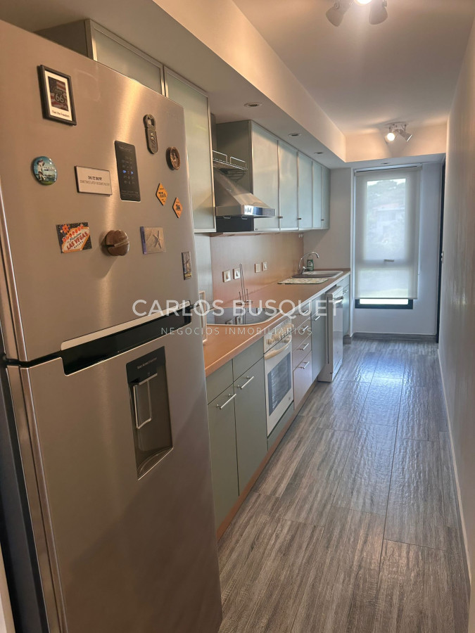 Apartamento ID.852 - Apartamento en venta de 2 dormitorios en playa Brava