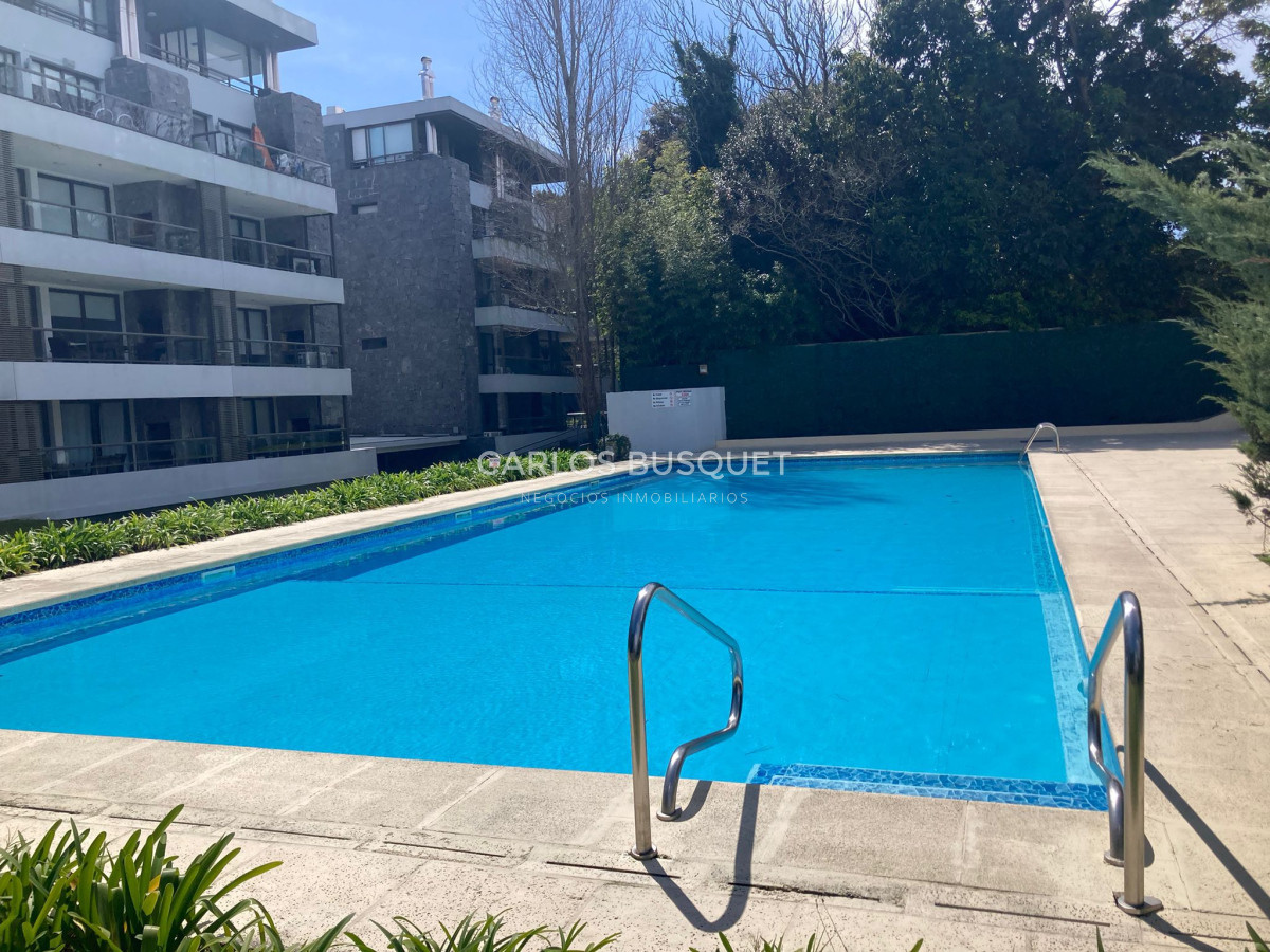 Apartamento ID.863 - Hermoso apto en alquiler temporal 2 dormitorios parrillero propio edificio Unique