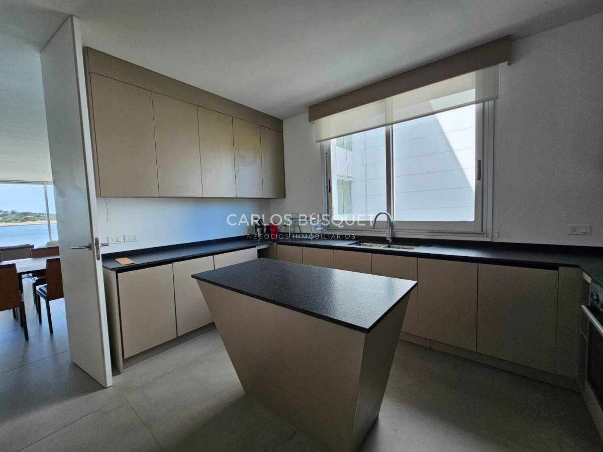 Apartamento ID.1420 - Espectacular apartamento en la Delamar La Barra en venta y alquiler temporal