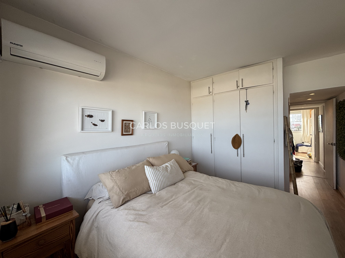 Apartamento ID.258 - Apartamento en Venta, de 2 dormitorios, en zona Brava 