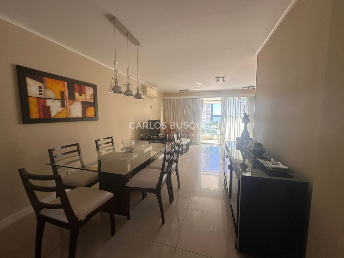 Apartamento ID.861 - Apartamento en venta de 3 dormitorios en suite, en playa mansa.