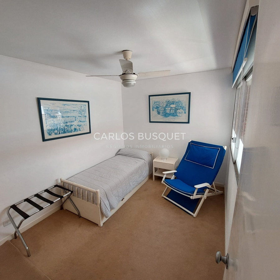 Apartamento ID.873 - Apartamento en alquiler temporal Playa Brava frente al mar  San Rafael