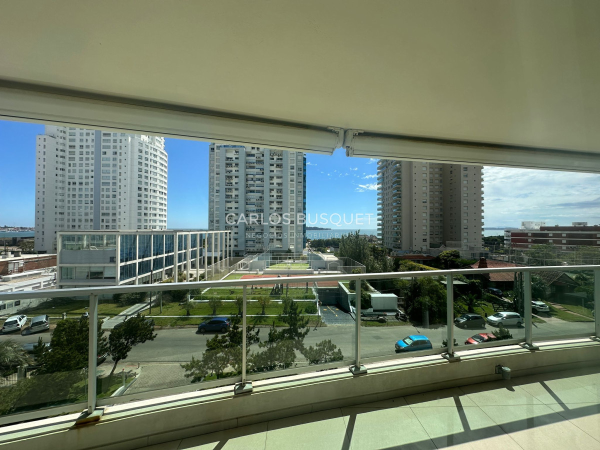 Apartamento ID.861 - Apartamento en venta de 3 dormitorios en suite, en playa mansa.