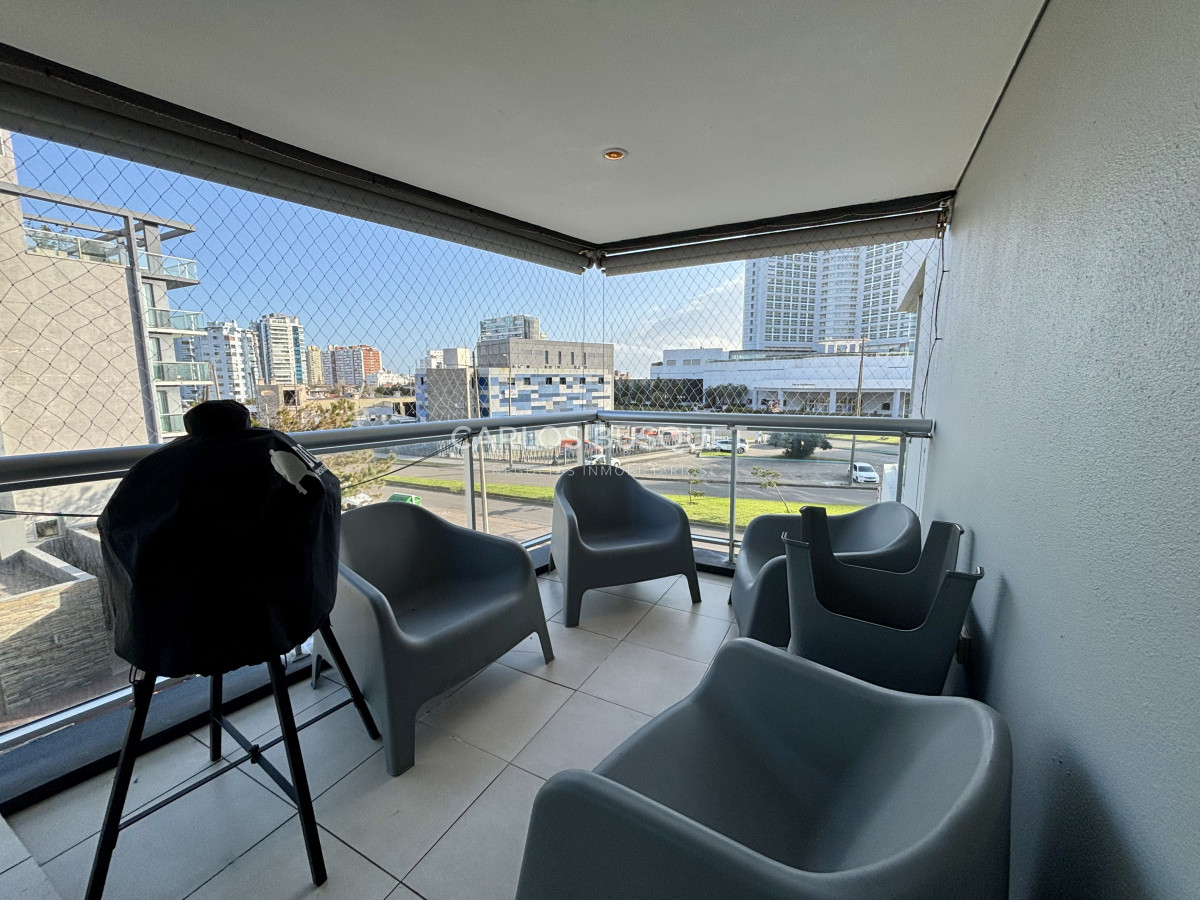 Apartamento ID.1241 - Espectacular apartamento en venta de 2 dormitorios y medio en playa mansa