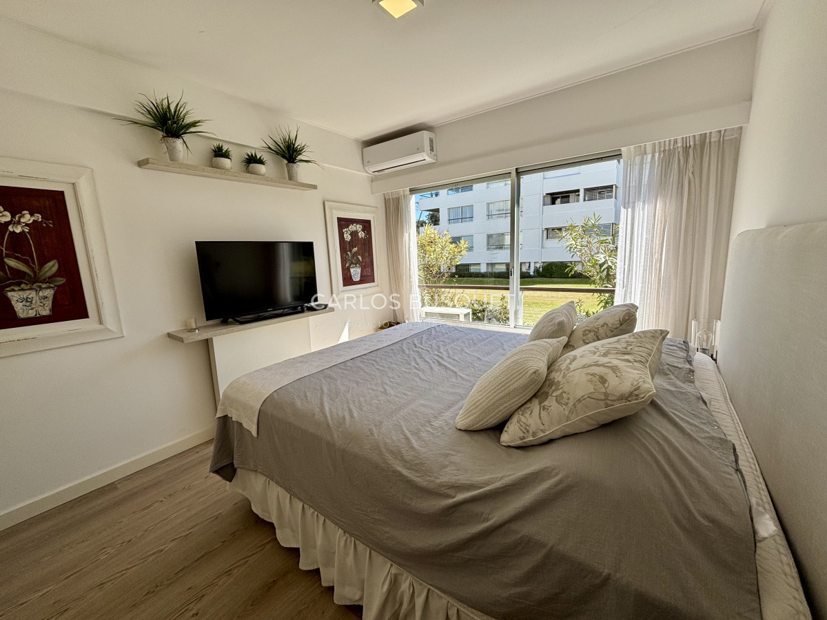Apartamento ID.1304 - Apartamento en venta de 4 dormitorios en Playa Brava