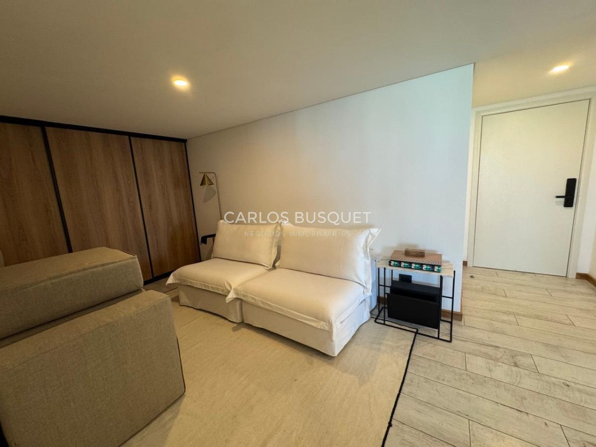 Apartamento ID.1077 - Apartamento en venta de 3 dormitorios en venta en Playa Brava