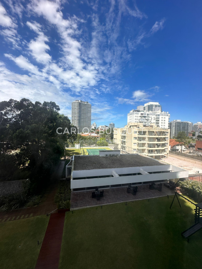 Apartamento ID.861 - Apartamento en venta de 3 dormitorios en suite, en playa mansa.