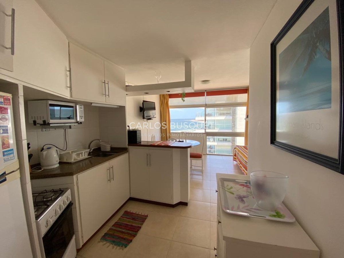Apartamento ID.641 - Apartamento 1 dorm en suite con vista al mar