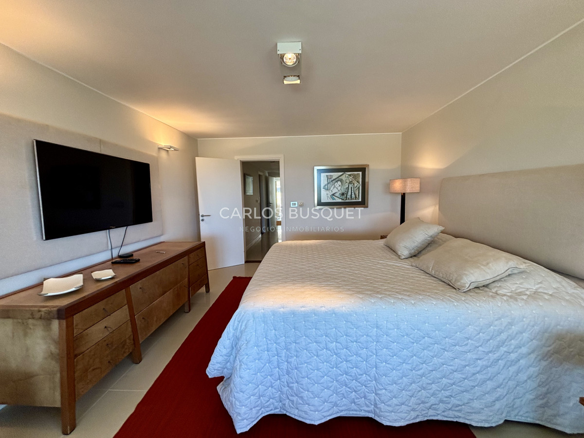 Apartamento ID.846 - Venta de apartamento 3 dormitorios en suite, en playa brava, torre Indigo