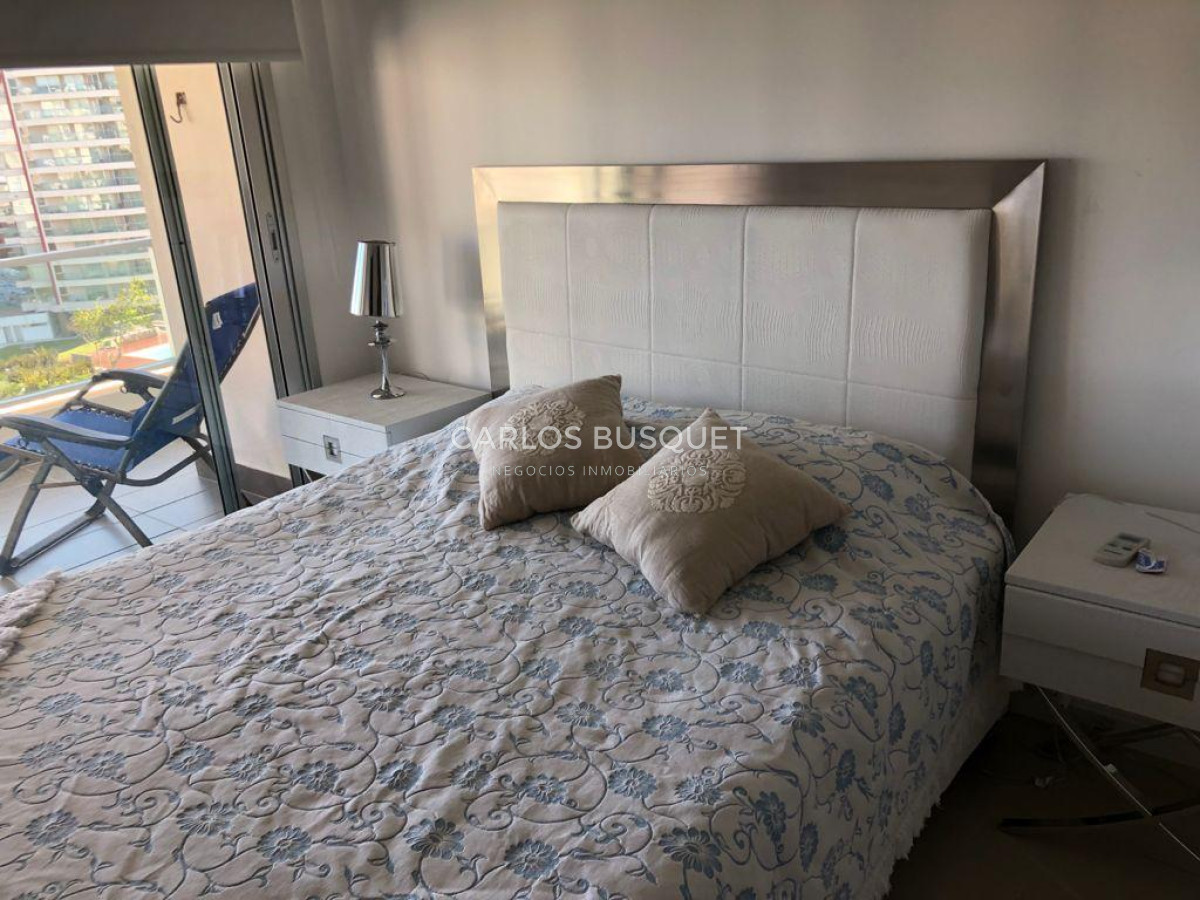 Apartamento ID.679 - Apartamento en  alquiler temporal, de 2 dormitorios, en playa brava