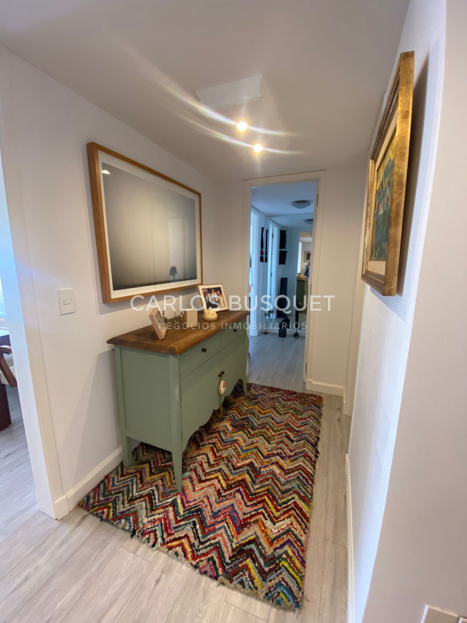 Apartamento ID.359 - Apartamento en alquiler, de 3 dormitorios, playa brava, frente al mar! 